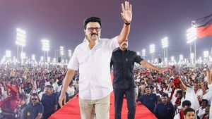 Tamil Nadu Election 2026: நம்ம தமிழ் நாட்டு அரசியல் தலைவர்களின் கல்வித்தகுதி தெரியுமா?