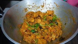 பலாக்காய் வெச்சு ஒருவாட்டி இப்படி சுக்கா செய்யுங்க.. மட்டன் சுக்காவே தோத்துடும்...