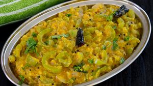 புடலங்காய் பொரிச்ச கூட்டு ரெசிபி... இந்த மாதிரி ட்ரை பண்ணுங்க... தோசை, சாதத்துக்கு அட்டகாசமா இருக்கும்...!