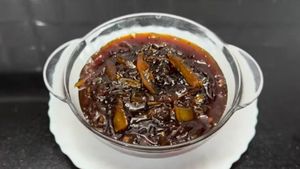 தமிழ் புத்தாண்டு ஸ்பெஷல் மாங்காய் பச்சடி - இப்படி செய்யுங்க 1 மாதம் வரை வெச்சு சாப்பிடலாம்! 