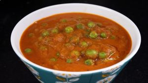 1 கப் பட்டாணி இருந்தா இந்த மாதிரி பட்டர் மசாலா செய்யுங்க - சப்பாத்தி, பூரிக்கு அட்டகாசமாக இருக்கும்