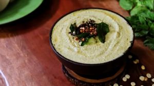 1 கப் தேங்காயும், 1 கைப்பிடி புதினாவும் இருந்தா.. இப்படி சட்னி செய்யுங்க.. இட்லி, தோசைக்கு அள்ளும்..