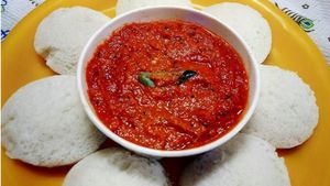 தக்காளி இருந்தா இந்த மாதிரி ஹைதராபாத் தக்காளி சட்னி அரைச்சு பாருங்க - இட்லி, தோசைக்கு அட்டகாசமா இருக்கும் 