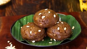 வாழைப்பழமும், பிரட்டும் இருந்தா.. ஈவ்னிங் டைம்-ல இந்த ஸ்வீட் செய்யுங்க..