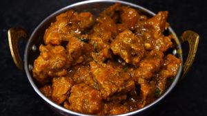 மணமணக்கும்.. மட்டன் மிளகு வறுவல் - எப்படி செய்றதுன்னு பாத்து ஒருவாட்டி செஞ்சு பாருங்க..