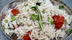 கொங்கு ஸ்பெஷல் வெள்ளை குஸ்கா ரெசிபி - ஒருதடவை செஞ்சு பாருங்க - டேஸ்ட் பிரியாணியை விட சூப்பரா இருக்கும்
