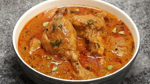 கவுண்டம்பாளையம் சிக்கன் குழம்பு - எப்படி செய்றதுன்னு பாத்து ட்ரை பண்ணி பாருங்க.. இட்லி, சாதத்துக்கு அள்ளும்..