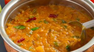 சுரைக்காய் இருந்தா.. சப்பாத்திக்கு இப்படி சைடு டிஷ் செஞ்சு சாப்பிடுங்க.. டேஸ்ட் வேற லெவல்-ல இருக்கும்..