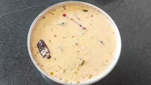 கர்நாடகா தக்காளி தம்பிலி ரெசிபி - இந்த மாதிரி சைடிஷ் செஞ்சு பாருங்க - இட்லி, தோசைக்கு அட்டகாசமா இருக்கும்  