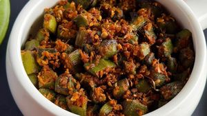 உடுப்பி ஸ்டைல் வெண்டைக்காய் பொரியல் ரெசிபி - இந்த மாதிரி செஞ்சு பாருங்க - வித்தியாசமா, சூப்பரா இருக்கும்