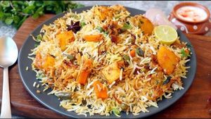 4 பிரெட் இருந்தா இந்த மாதிரி சுவையான புலாவ் செஞ்சு பாருங்க - வீட்ல எல்லோரும் விரும்பி சாப்பிடுவாங்க