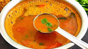 ஐயங்கார் ஸ்டைல் தேங்காய்ப்பால் ரசம் ரெசிபி - ட்ரை பண்ணி பாருங்க - கமகமனு சூப்பரா இருக்கும் 