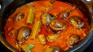 நாஞ்சில் புளிக்குழம்பு ரெசிபி - இந்த மாதிரி குழம்பு வைச்சு பாருங்க - சாதத்தோட சாப்பிட அட்டகாசமா இருக்கும்