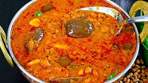  1/2 கப் தட்டைப்பயறு இருந்தா இந்த மாதிரி கார குழம்பு வைச்சு பாருங்க - காரசாரமா சூப்பரா இருக்கும் 
