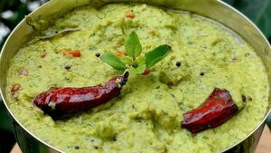 అమ్మమ్మల నాటి పచ్చి టమాటా రోటి పచ్చడి..చికెన్, మటన్ కూడా దేనికీ పనికిరావు!