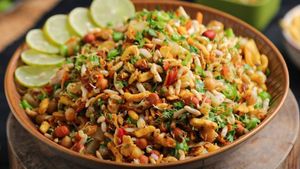 స్టవ్ వెలిగించే పనే లేదు..5 నిమిషాల్లో స్పైసీ బెంగాలీ ఝల్ మురి చేసుకోండిలా..