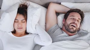 నిద్రలో పెద్దగా గురక పెడుతున్నారా? అయితే మీకు 71% గుండెపోటు ముప్పు ఉన్నట్లే!