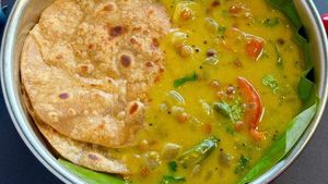 ఉల్లిపాయ, టమాటా ఉంటే చాలు.. జస్ట్ 10 నిమిషాల్లో చపాతీల్లోకి టేస్టీ కుర్మా చేయండిలా..