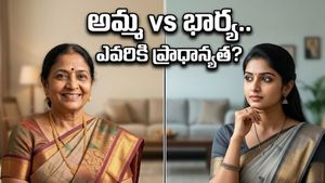 అమ్మకు, భార్యకు మధ్య నలిగిపోతున్నారా? మదర్స్ డే రోజున ఈ బ్యాలెన్స్ ఎలాగో తెలుసా!