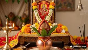 దేవీ నవరాత్రులు..ఇంట్లోనే సులభంగా కలశ ప్రతిష్ఠాపన, పూజ ఎలా చేయాలి?