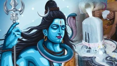 Sawan 2025: सावन के पहले सोमवार पर लग रहा है भद्रा काल, जानें भोलेबाबा को जल चढ़ाने का शुभ मुहूर्त?