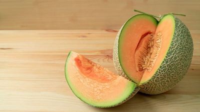 इन 5 लोगों को भूलकर भी नहीं खाना चाहिए खरबूजा, सेहत को हो सकता है गंभीर नुकसान