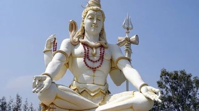 Simple Yet Powerful Wishes For Pradosh Vrat 2025 That Go Beyond Rituals And Reach The Heart