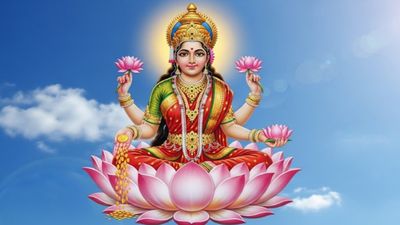 ವರಮಹಾಲಕ್ಷ್ಮಿ ವ್ರತ 2025: ವರಮಹಾಲಕ್ಷ್ಮಿ ಹಬ್ಬ ಯಾವಾಗ? ಮುಹೂರ್ತ..ದಿನಾಂಕ, ಇಲ್ಲಿದೆ ಸಂಪೂರ್ಣ ಮಾಹಿತಿ!