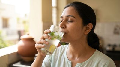 ಬಿಸಿಲಿನ ಬೇಗೆಯಿಂದ ಪಾರಾಗಲು ಈ ತಂಪು ಆಹಾರಗಳೇ ಮದ್ದು