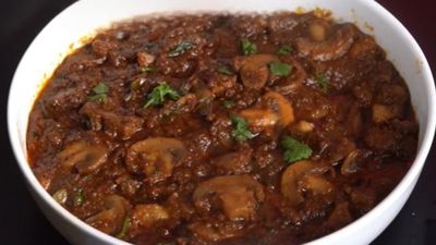 சப்பாத்திக்கு இப்படி காளான் மசாலா செய்யுங்க.. 2 சப்பாத்தி எக்ஸ்ட்ரா சாப்பிடுவாங்க..