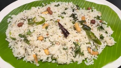 1 கப் அவலும், தேங்காயும் இருந்தா.. காலையில் இந்த டிபனை செஞ்சு சாப்பிட்டு பாருங்க.. 