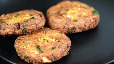 முட்டை இருந்தா.. ஒருடைம் ஈவ்னிங் நேரத்துல இப்படி வடை செஞ்சு சாப்பிடுங்க.. ருசியானதும், சத்தானதும் கூட..