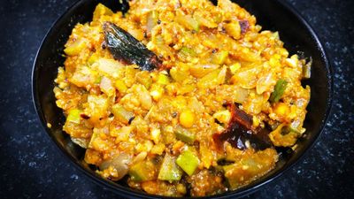 சுரைக்காய் வாங்குனா வேர்க்கடலையுடன் சேர்த்து இந்த மாதிரி பொரியல் பண்ணுங்க... செம சைடிஷா இருக்கும்...!