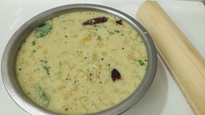 வாழைத்தண்டு வாங்குனா இந்த மாதிரி மோர் கூட்டு செய்யுங்க... வெயில் காலத்துக்கு சூப்பரா குளுகுளுனு இருக்கும்...!