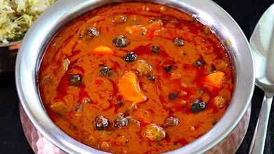 ஸ்ரீரங்கம் ஸ்பெஷல் அரைச்சுவிட்ட வத்தக் குழம்பு ரெசிபி - ட்ரை பண்ணி பாருங்க, அமிர்தமா இருக்கும்