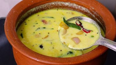 ఎండల్ని తట్టుకునే అమృతం లాంటి తెలంగాణ సల్ల చారు..గిన్నె ఖాళీ చేస్తారు!