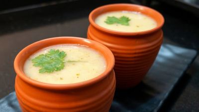 ఐస్ క్రీమ్స్ కంటే చల్లగా.. కూల్ డ్రింక్స్ కంటే హెల్తీగా..ఈ సమ్మర్ కు జొన్న గంజి బెస్ట్!