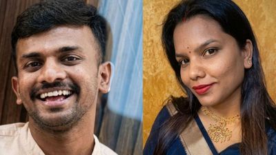 ఇంట్లో ఎవరూ లేరని పిలిచింది, ఫారిన్ స్టైల్ అని బట్టలిప్పేసి దారుణం భయ్యా..వీడియో..