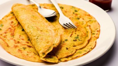 క్రిస్పీ ఎర్ర కందిపప్పు దోశ..బరువు తగ్గాలనుకునేవాళ్లకి బెస్ట్..ఎలా చేసుకోవాలంటే..