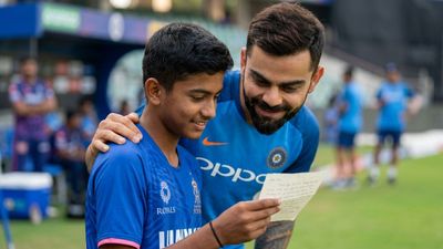 విరాట్ కోహ్లీ ఇచ్చిన ఆ చిన్న కానుక వైభవ్ కెరీర్‌నే మార్చేస్తుందా?