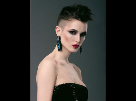 ত্রিকোণ মুখ