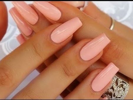 লম্বা আয়তক্ষেত্র নখ