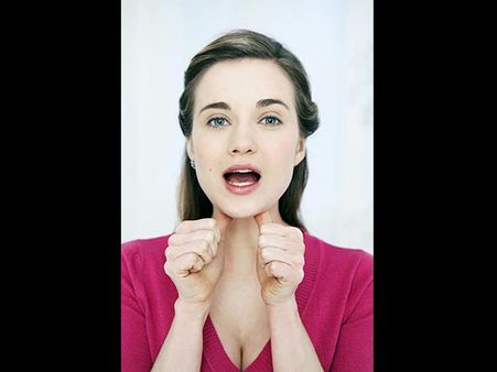 ডবল চিন যেন না হয়