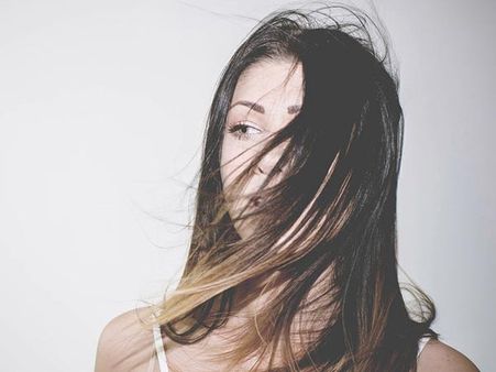 রোজ চুল ধোওয়া