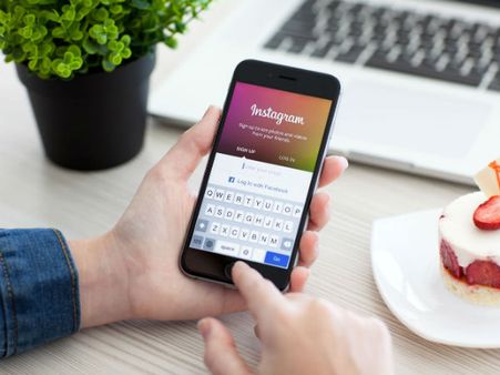 ইনস্তাগ্রাম