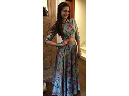 3. সেপারেটস: 