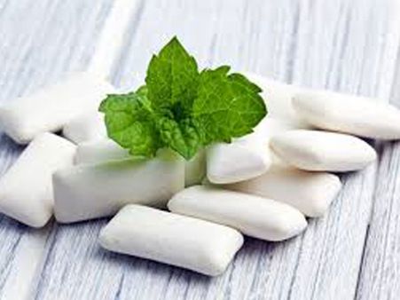 ৭. চুইং গাম: