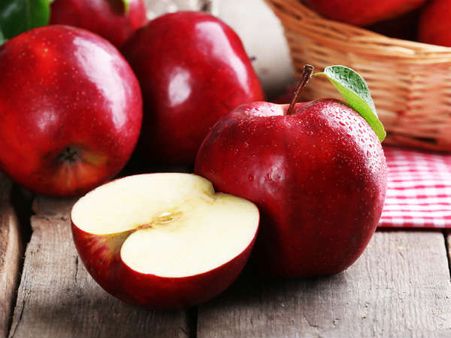 ৬. আপেল: