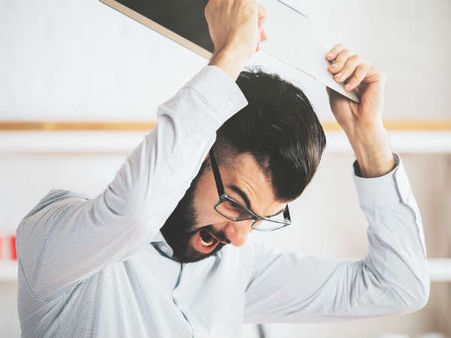 রাগের সঙ্গে লড়াইয়ে জিতবেন কীভাবে?