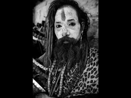 জন্ম বৃত্তান্ত: